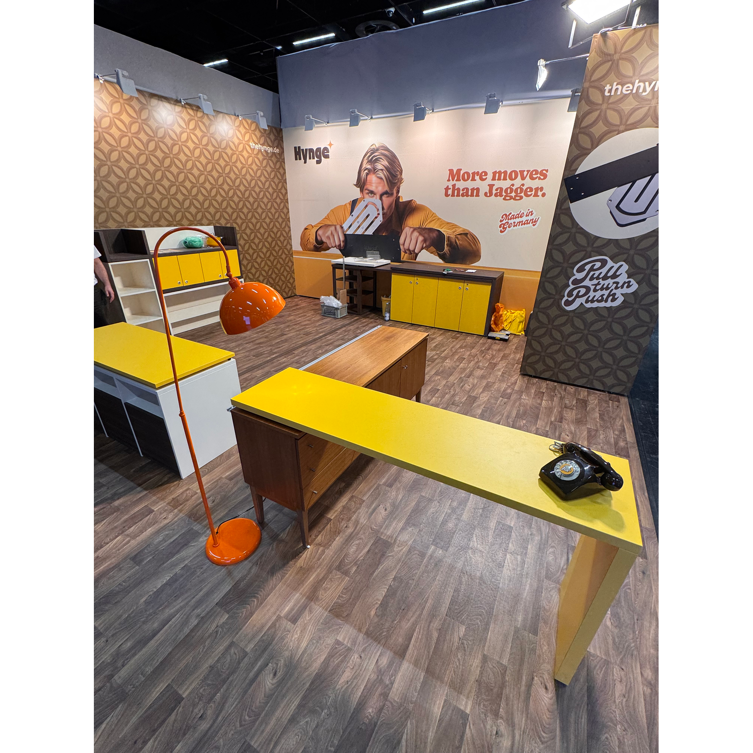 Hynge Slide & Swivel  mécanisme pivotant largeur de 600 m